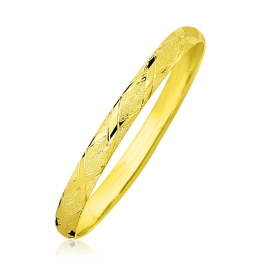 10k Yellow Gold Slender Diamond Pattern Textured Bangle (6.00 mm)